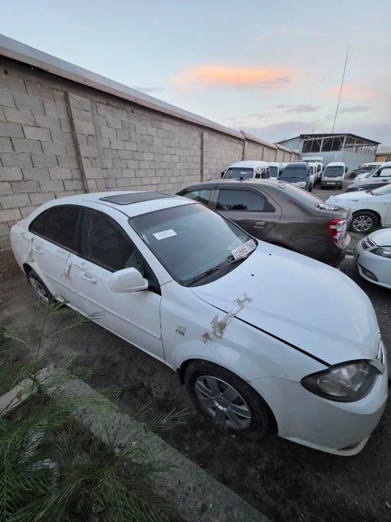 LACETTI Lot raqami: 5863