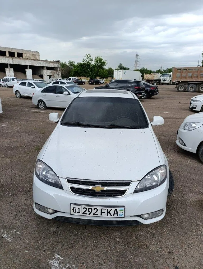 LACETTI Lot raqami: 0005813